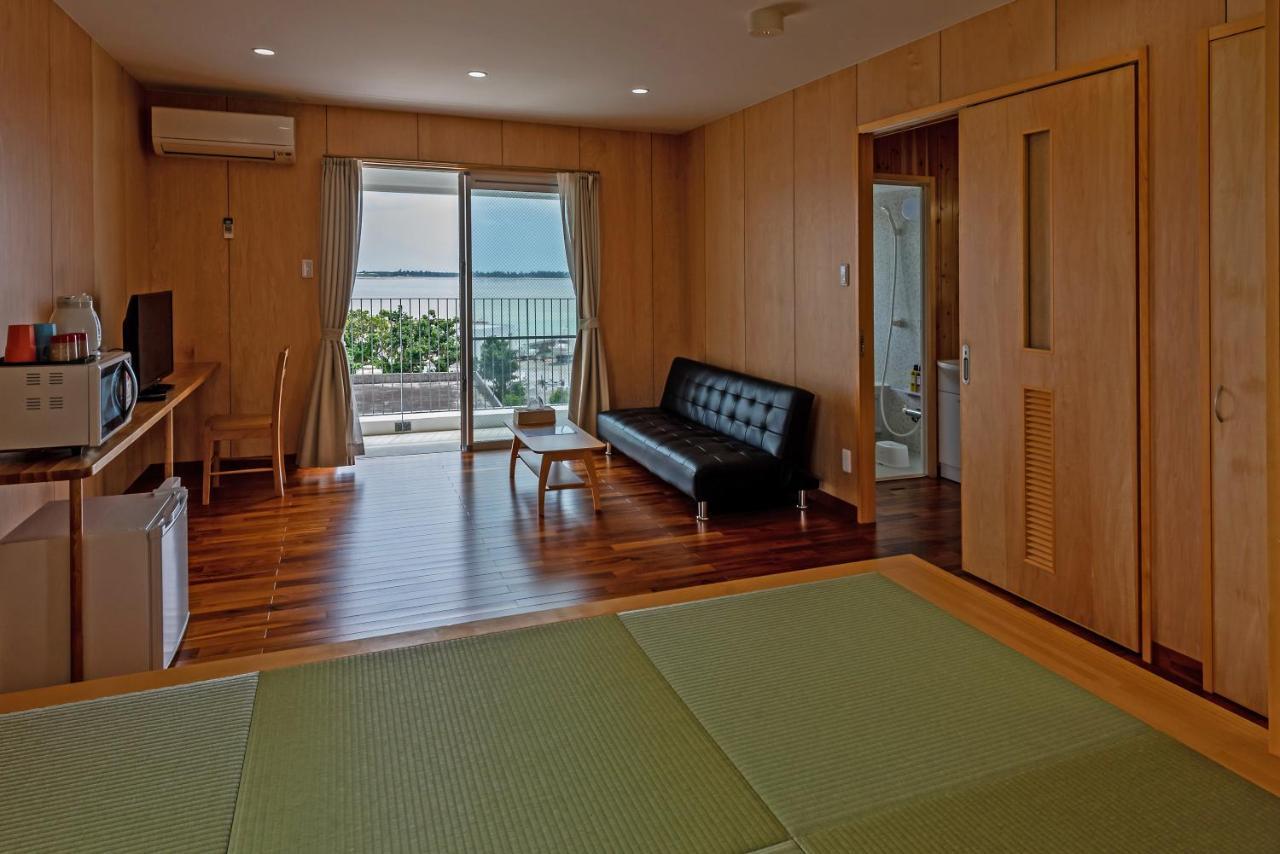 Guest House Kawamitsu Miyakojima  Exteriér fotografie